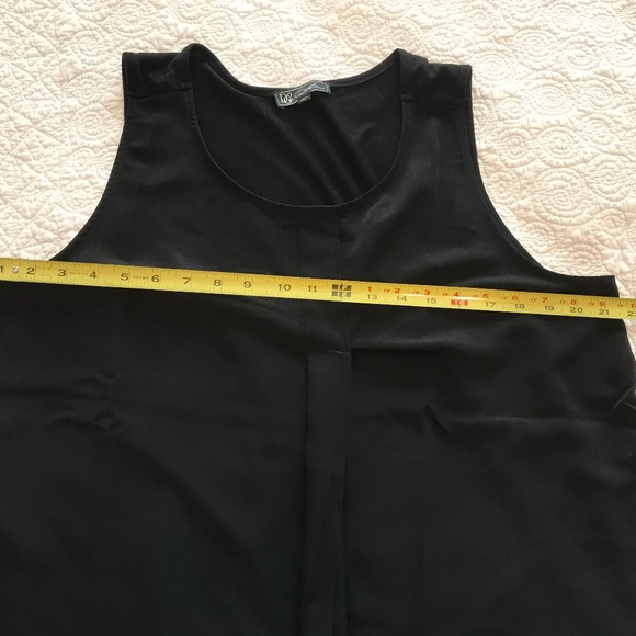 NWOT DG2 black double layer easy tank top with pleat detail (XL) - Picture 11 of 14